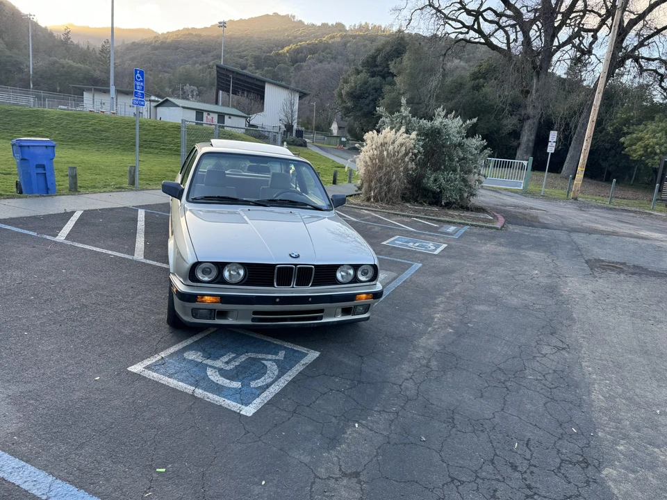 1989 BMW E30 3 Series - Image 11 of 31