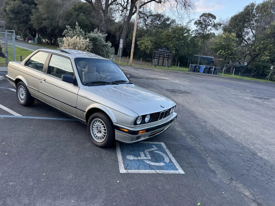 1989 BMW E30 3 Series - Image 13 of 31
