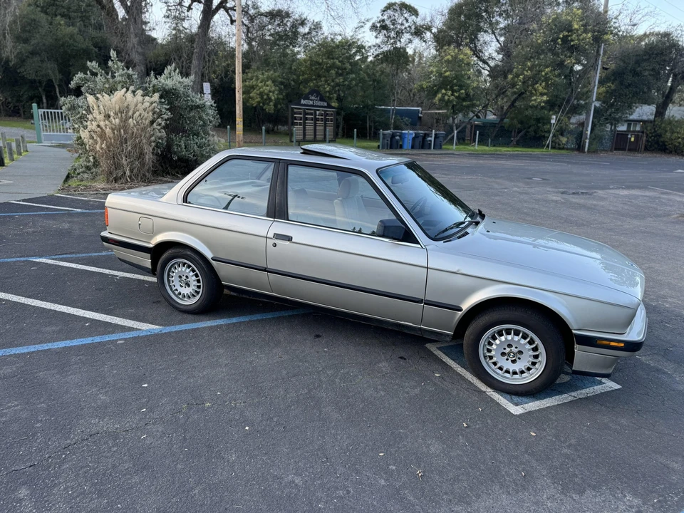 1989 BMW E30 3 Series - Image 17 of 31
