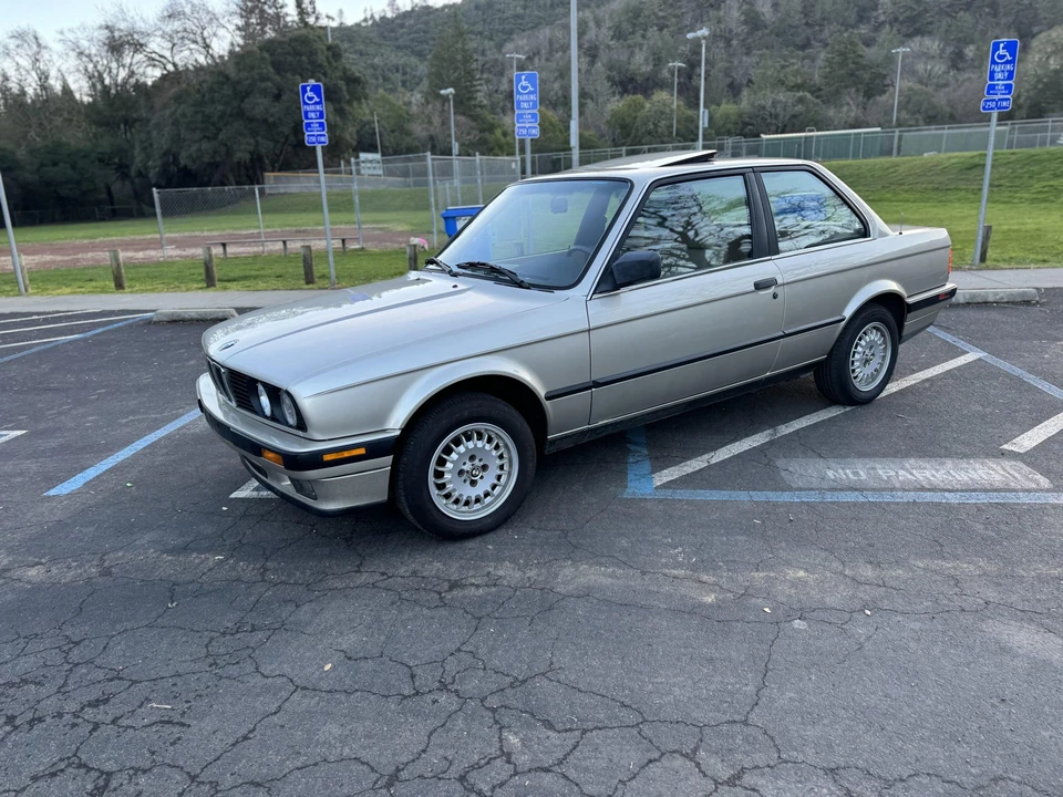1989 BMW E30 3 Series - Image 5 of 31