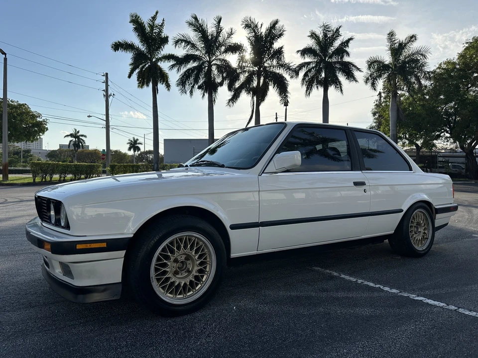 1989 BMW E30 3 Series - Image 2 of 31