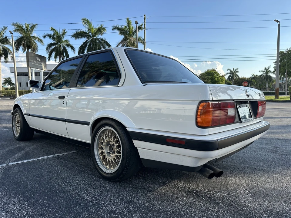 1989 BMW E30 3 Series - Image 19 of 31