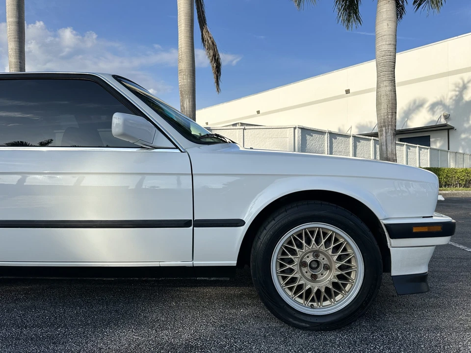 1989 BMW E30 3 Series - Image 24 of 31
