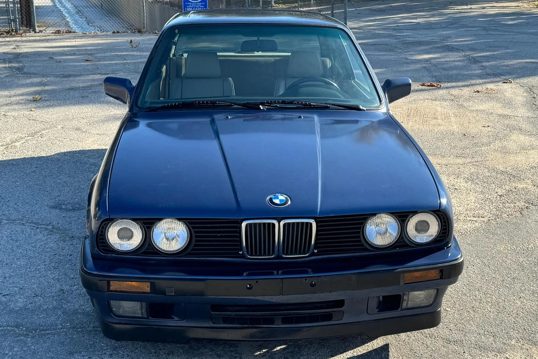 1989 BMW E30 3 Series - Image 2 of 31