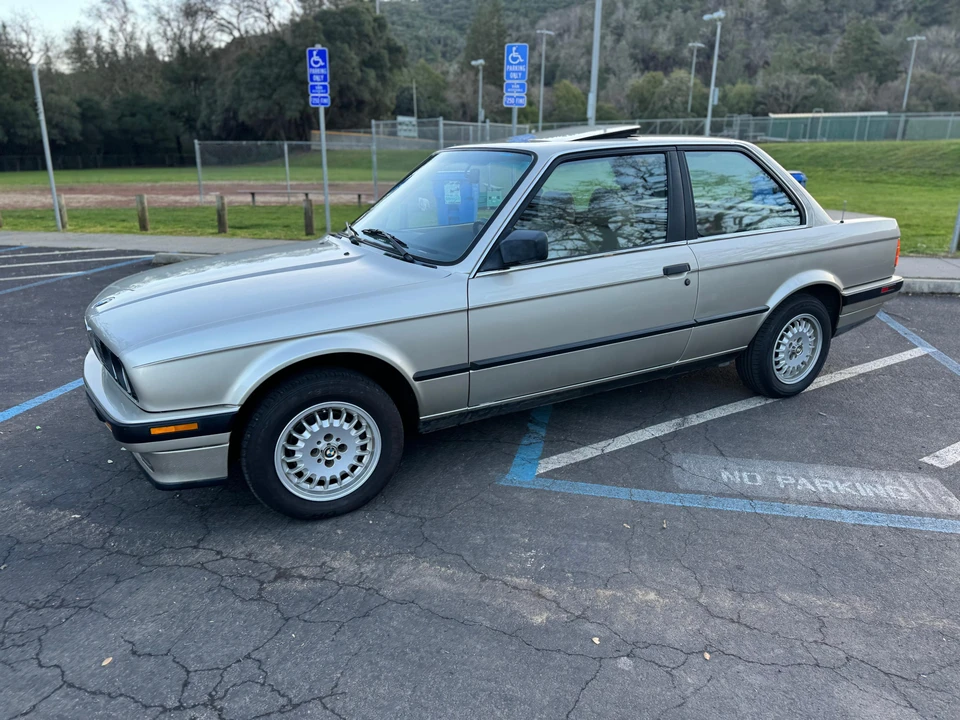 1989 BMW E30 3 Series - Image 15 of 31