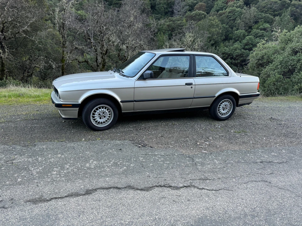 1989 BMW E30 3 Series - Image 16 of 31