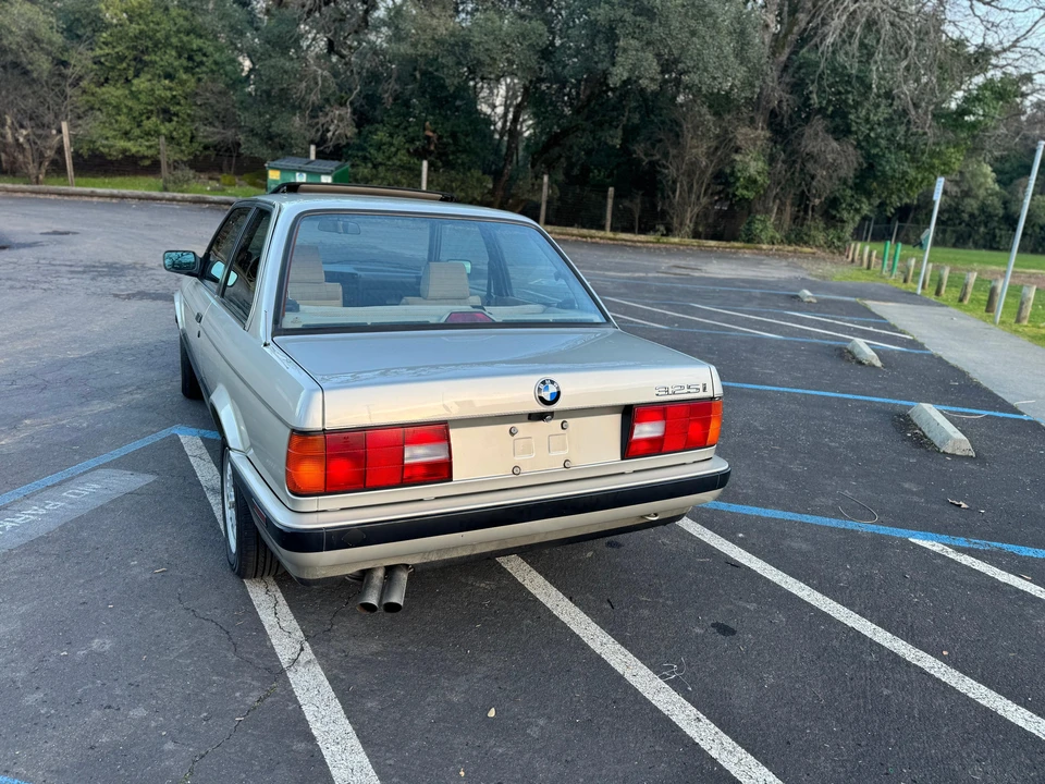 1989 BMW E30 3 Series - Image 20 of 31