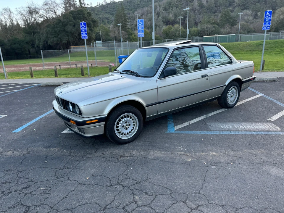 1989 BMW E30 3 Series - Image 14 of 31