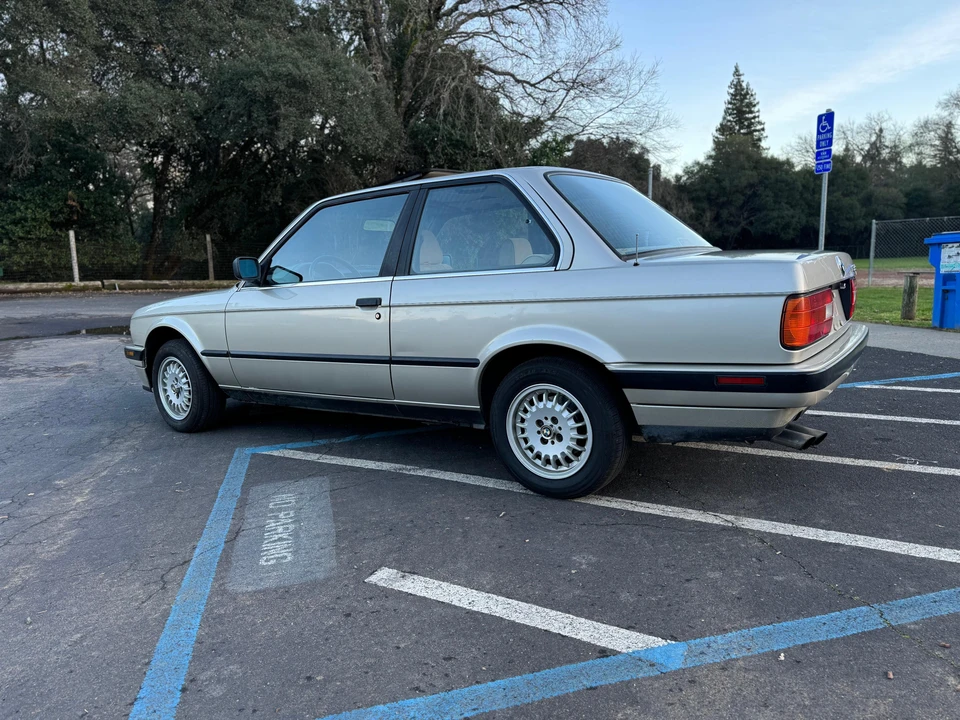 1989 BMW E30 3 Series - Image 19 of 31