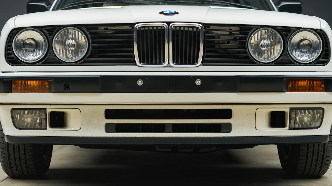 1989 BMW E30 3 Series - Image 18 of 31