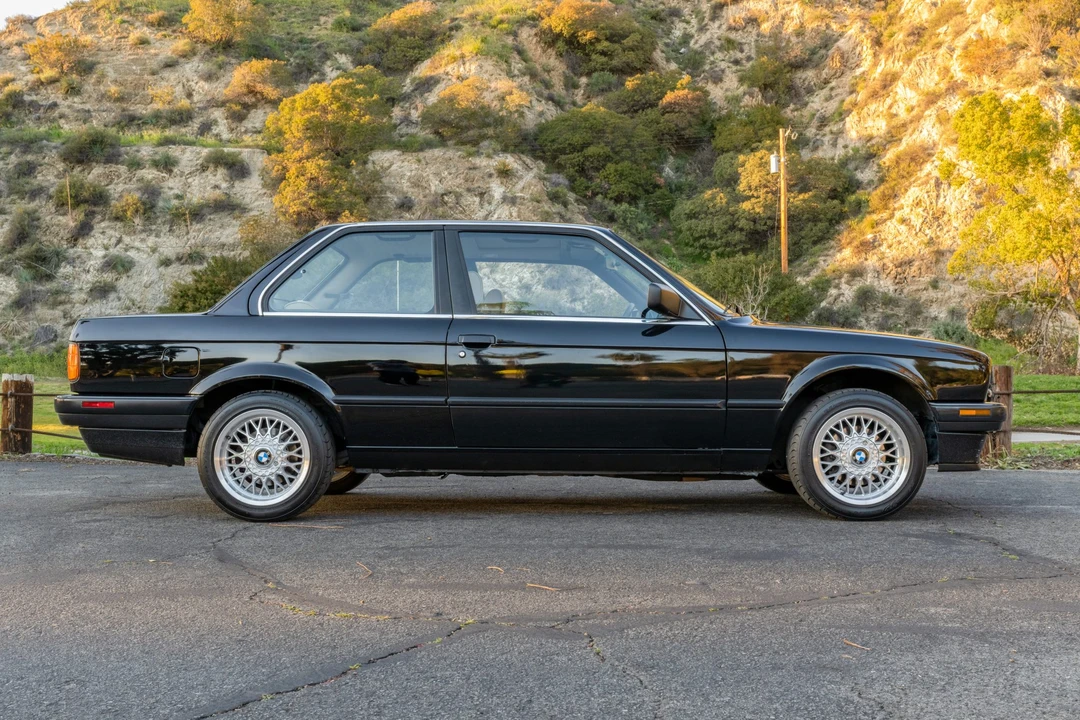 1989 BMW E30 3 Series - Image 6 of 31