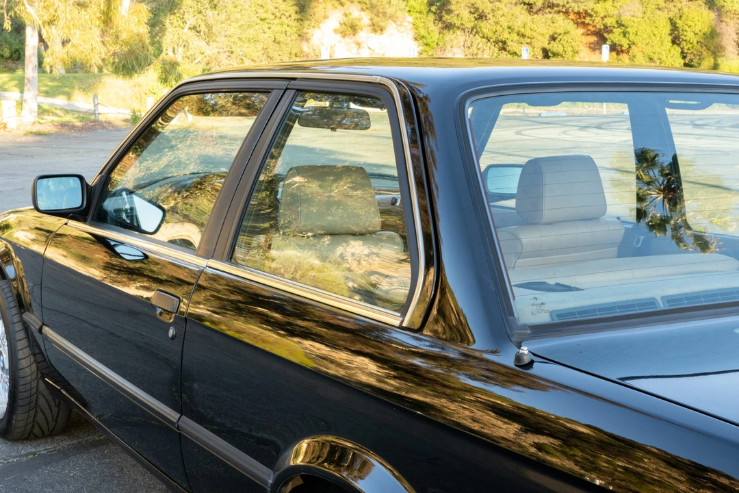 1989 BMW E30 3 Series - Image 24 of 31