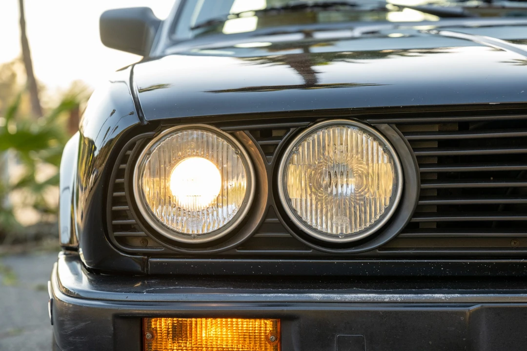 1989 BMW E30 3 Series - Image 11 of 31