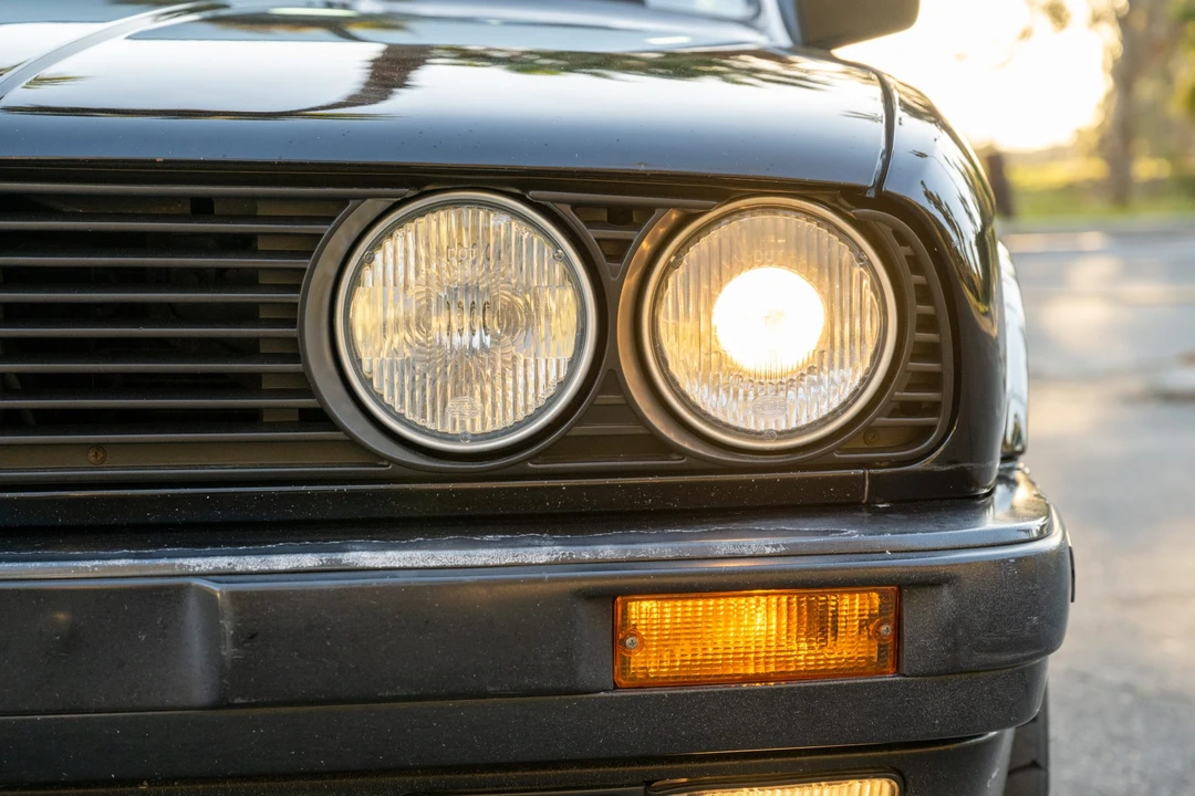 1989 BMW E30 3 Series - Image 14 of 31