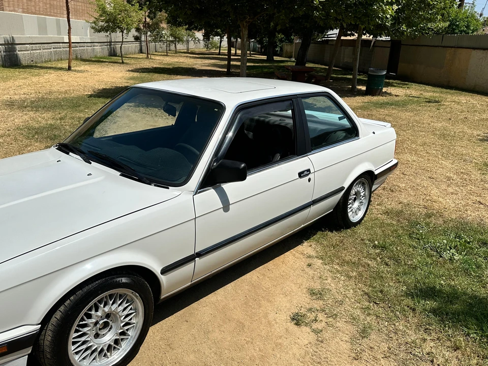 1989 BMW E30 3 Series - Image 23 of 31
