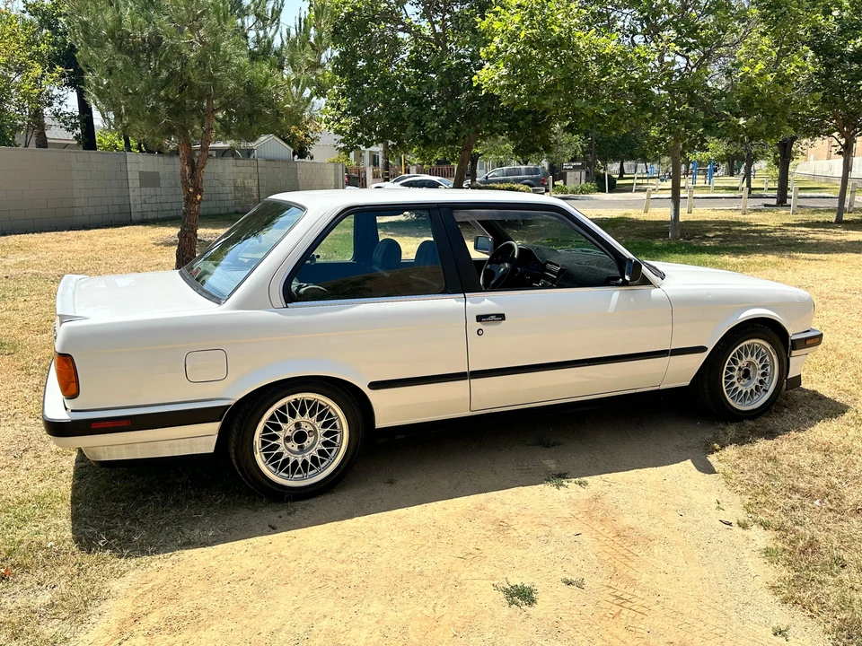 1989 BMW E30 3 Series - Image 15 of 31