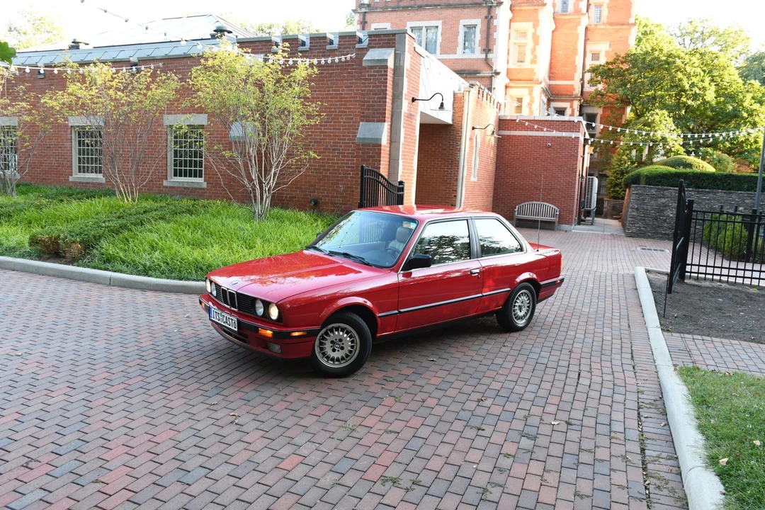 1989 BMW E30 3 Series - Image 9 of 31