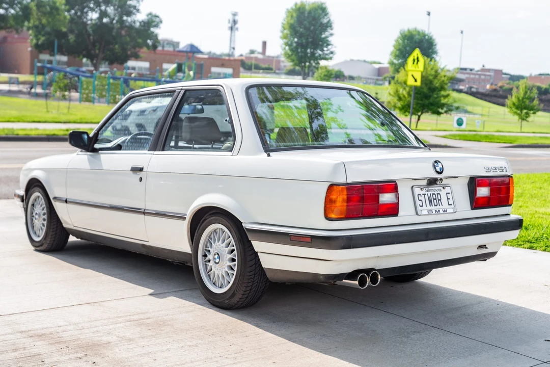 1989 BMW E30 3 Series - Image 4 of 31
