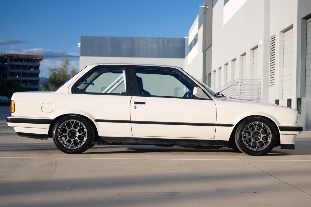 1989 BMW E30 3 Series - Image 3 of 31