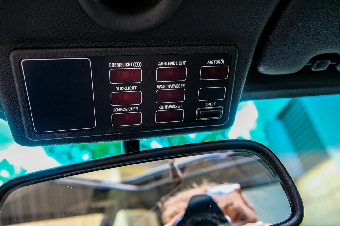 1989 BMW E30 3 Series - Image 14 of 30