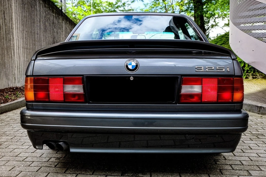 1989 BMW E30 3 Series - Image 7 of 30