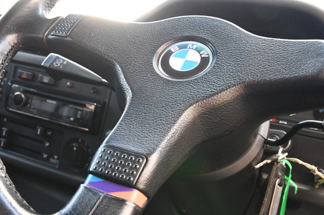 1989 BMW E30 3 Series - Image 10 of 30