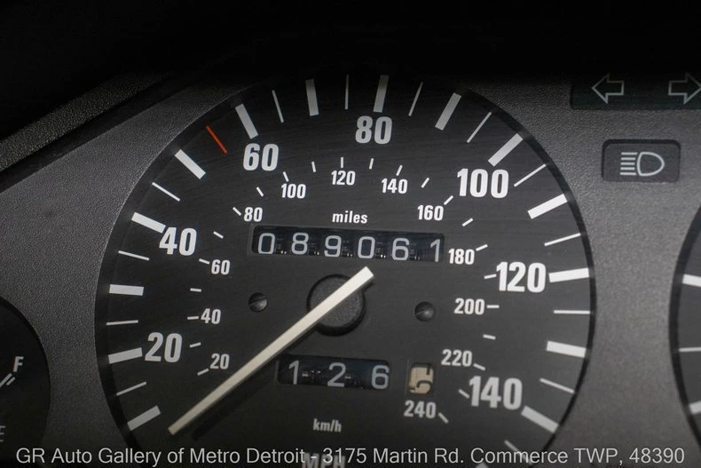 1989 BMW E30 3 Series - Image 19 of 20