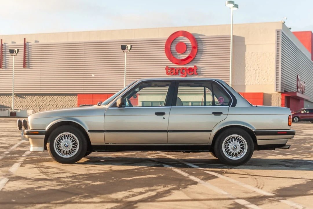 1989 BMW E30 3 Series - Image 8 of 31