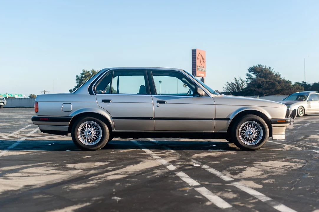 1989 BMW E30 3 Series - Image 5 of 31