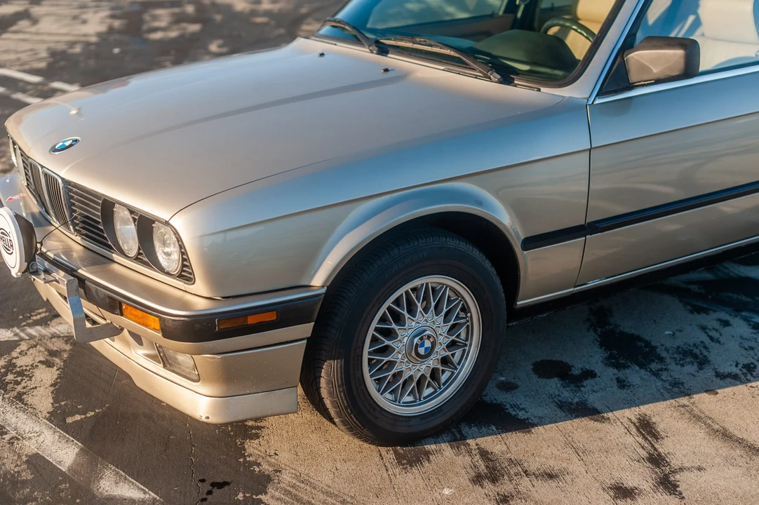 1989 BMW E30 3 Series - Image 9 of 31