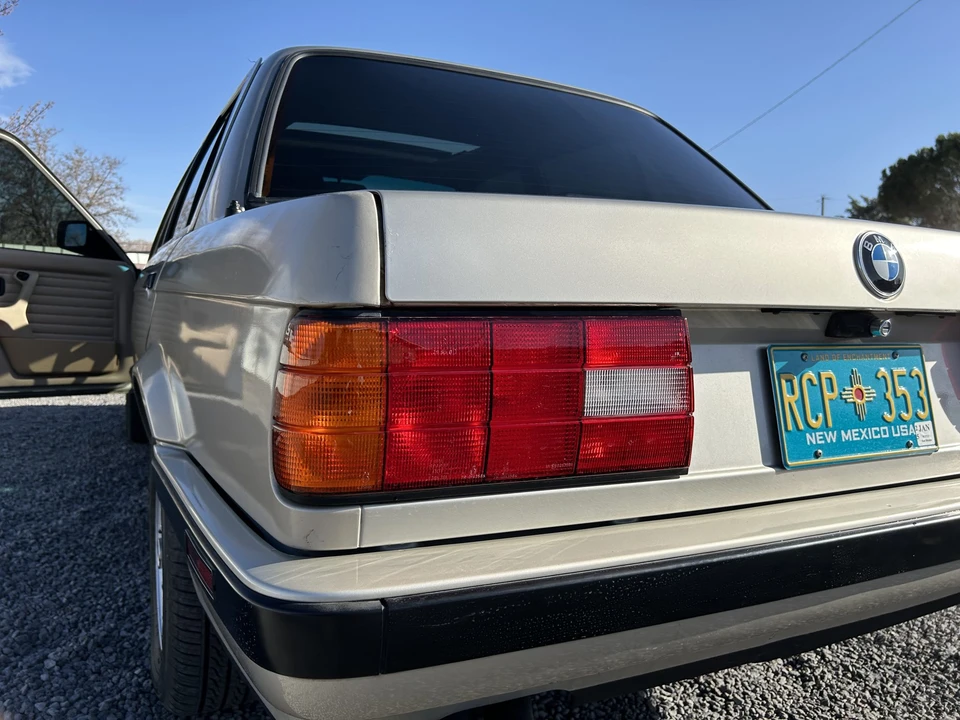 1989 BMW E30 3 Series - Image 25 of 31