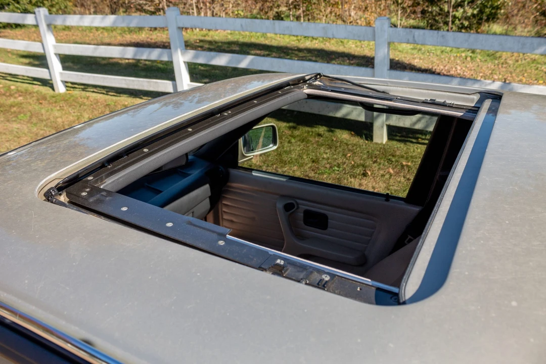 1989 BMW E30 3 Series - Image 28 of 31
