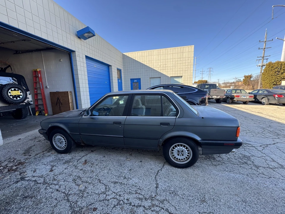 1989 BMW E30 3 Series - Image 16 of 31