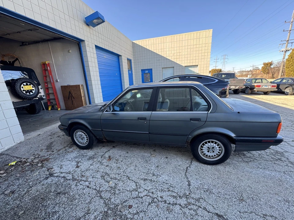 1989 BMW E30 3 Series - Image 15 of 31