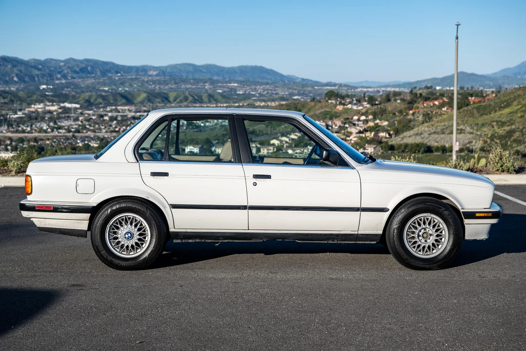 1989 BMW E30 3 Series - Image 3 of 31