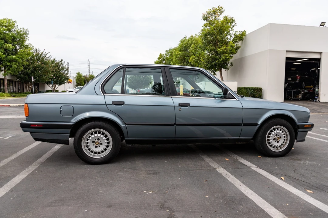 1989 BMW E30 3 Series - Image 7 of 31