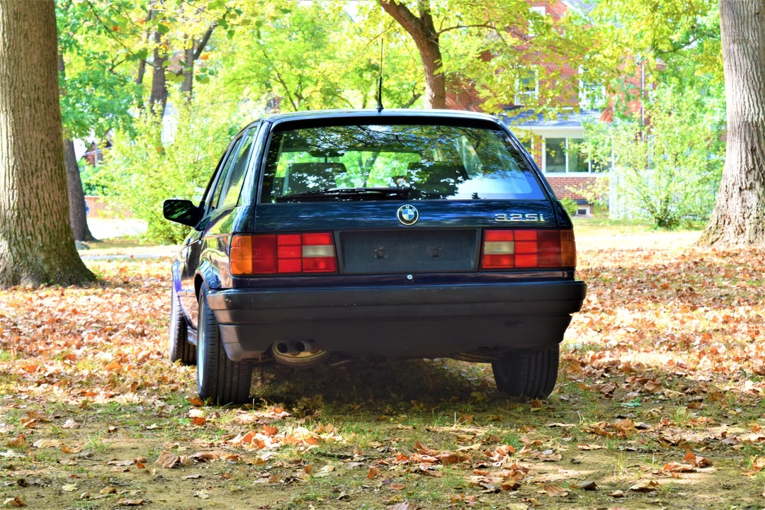 1989 BMW E30 3 Series - Image 16 of 31
