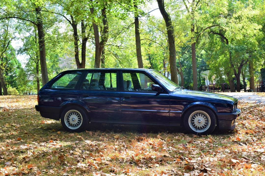 1989 BMW E30 3 Series - Image 9 of 31