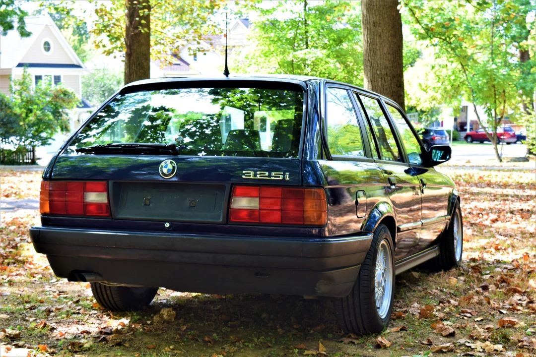 1989 BMW E30 3 Series - Image 14 of 31