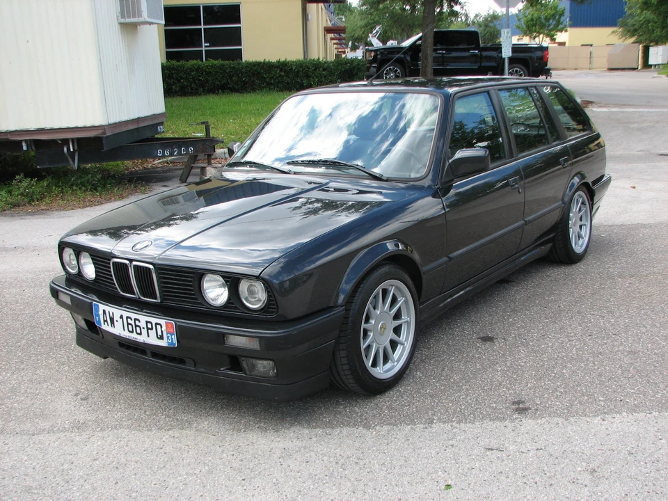1989 BMW E30 3 Series - Image 2 of 31