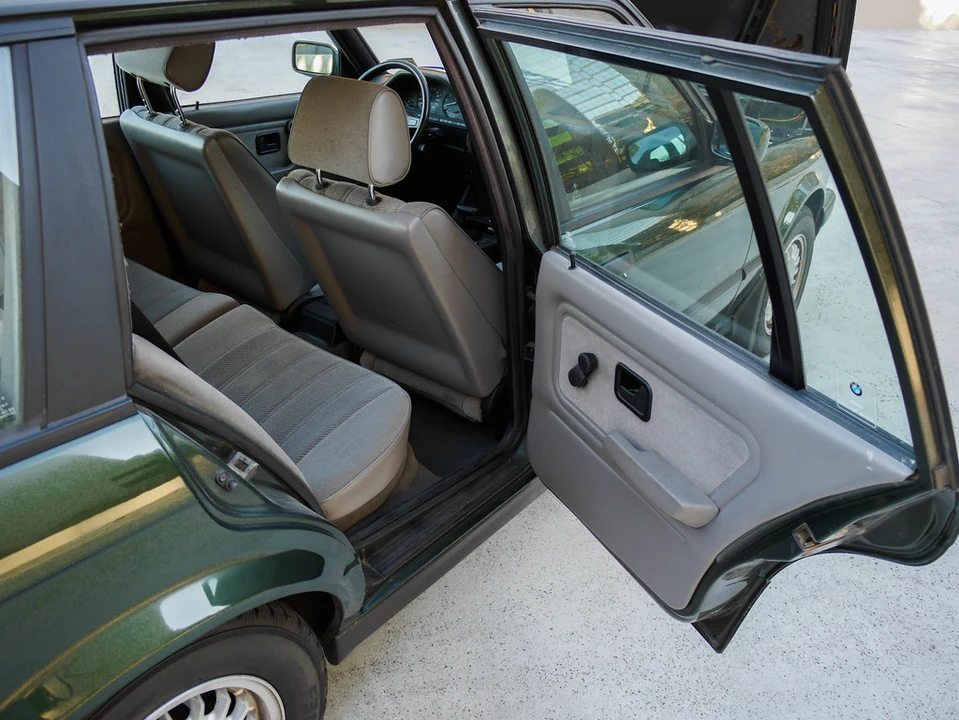 1989 BMW E30 3 Series - Image 10 of 25