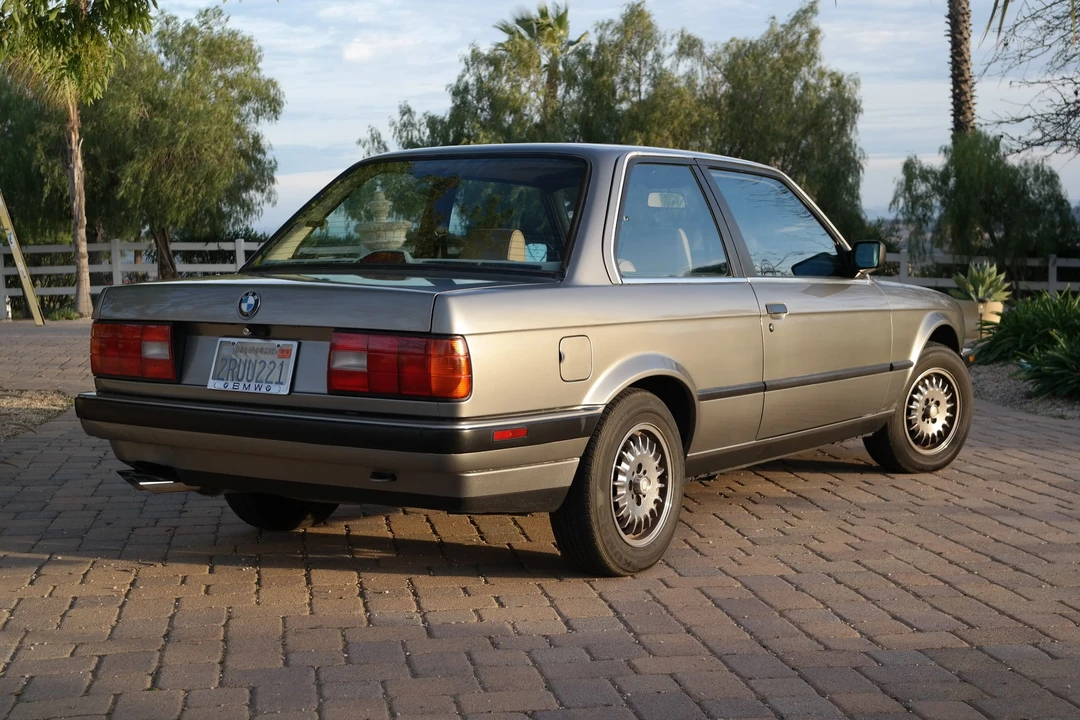 1989 BMW E30 3 Series - Image 9 of 31