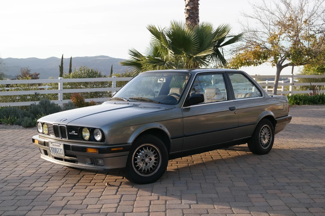 1989 BMW E30 3 Series - Image 13 of 31