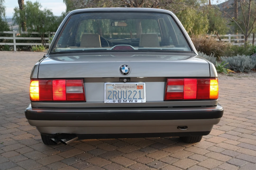 1989 BMW E30 3 Series - Image 17 of 31