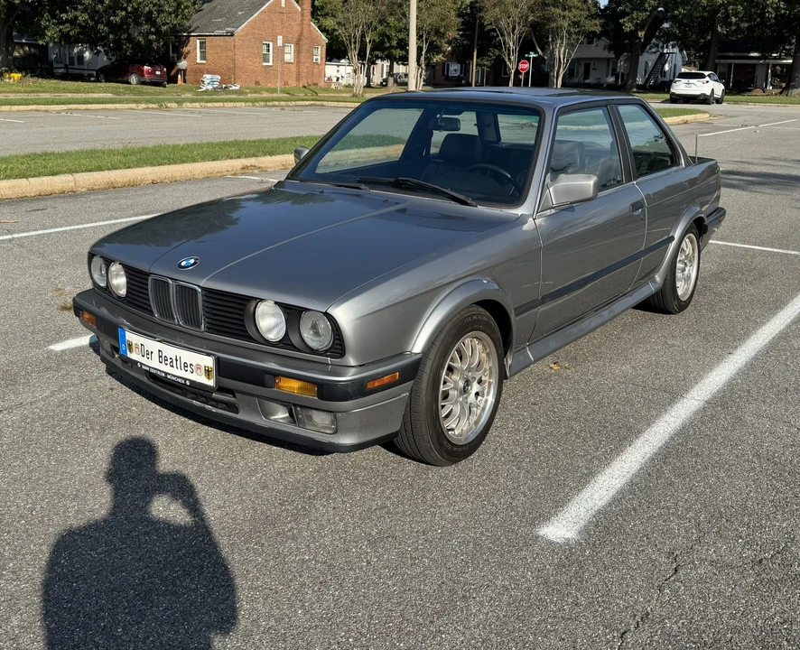 1989 BMW E30 3 Series - Image 2 of 31