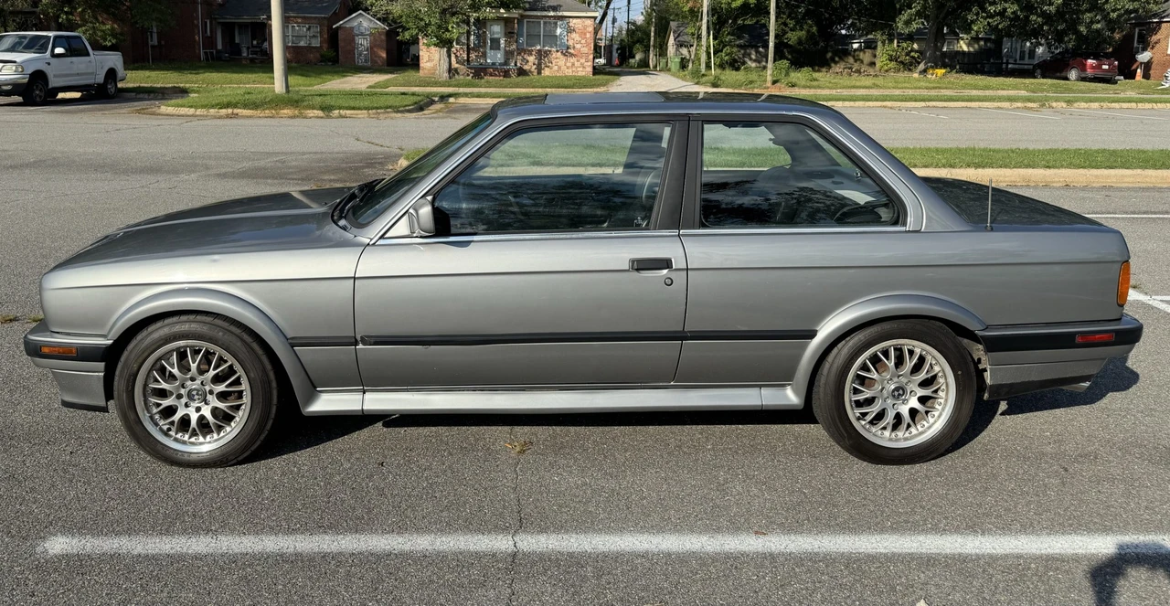 1989 BMW E30 3 Series - Image 4 of 31