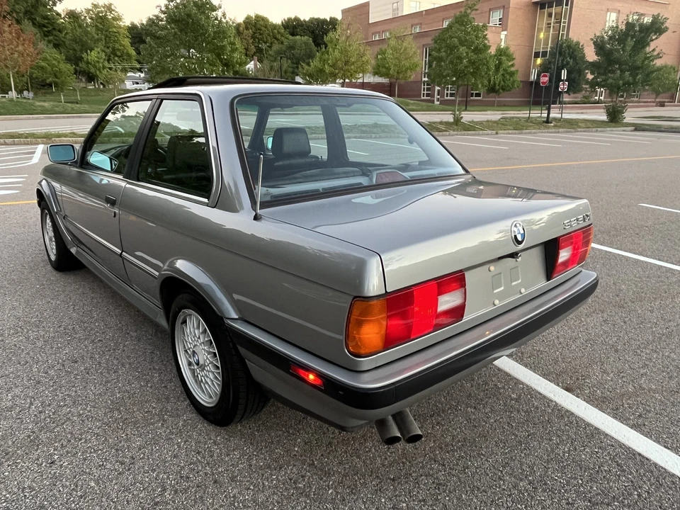 1989 BMW E30 3 Series - Image 4 of 31