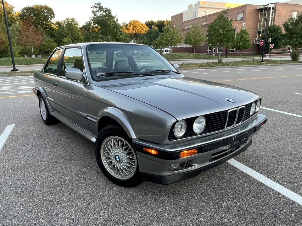 1989 BMW E30 3 Series - Image 8 of 31