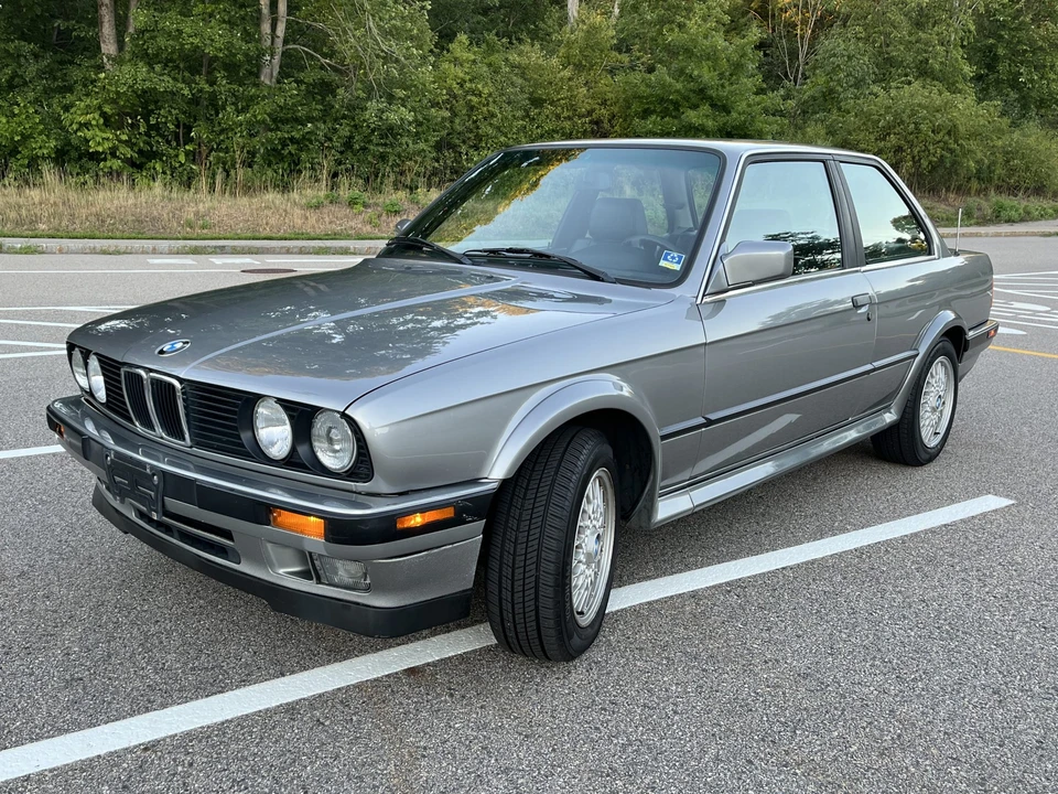 1989 BMW E30 3 Series - Image 2 of 31