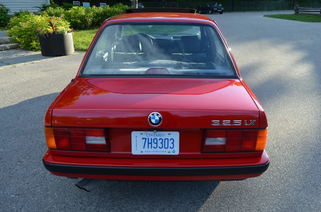 1989 BMW E30 3 Series - Image 14 of 31